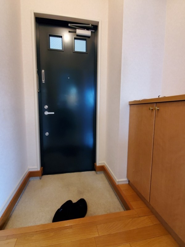 サニーサイドＡ 玄関