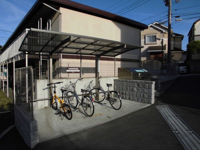 ヴィラコスモス  駐車場