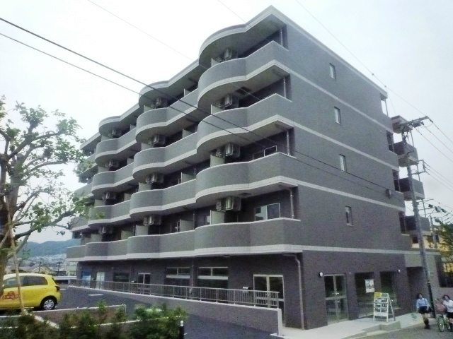 ランドパークスヤマ 205号室 外観