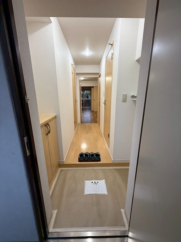 ランドパークスヤマ 玄関