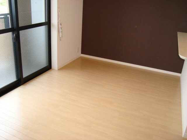 レグルス リビング