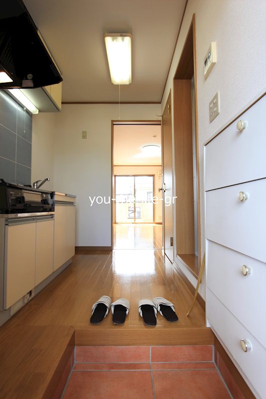 ブルーエイト 玄関