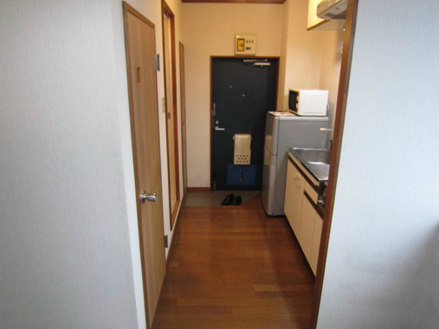 マ・シャンブル 玄関