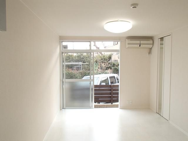 ホワイトバーチ鶴巻南 リビング