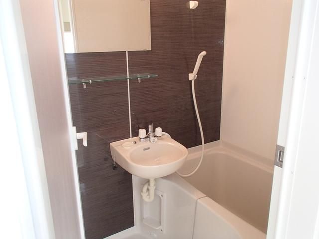 ホワイトバーチ鶴巻南 風呂画像