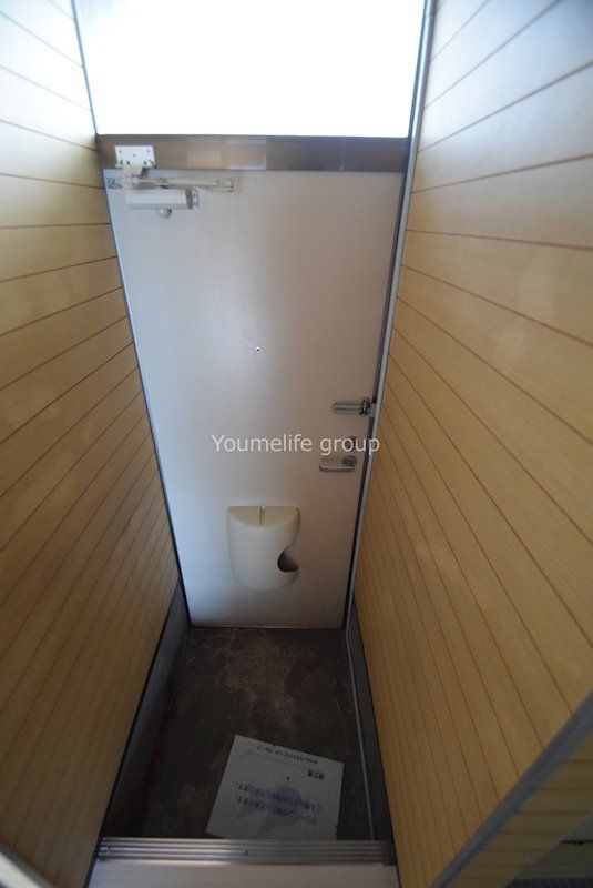 ポルシェ厚木 玄関