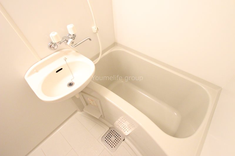 カルム・ワン 風呂画像