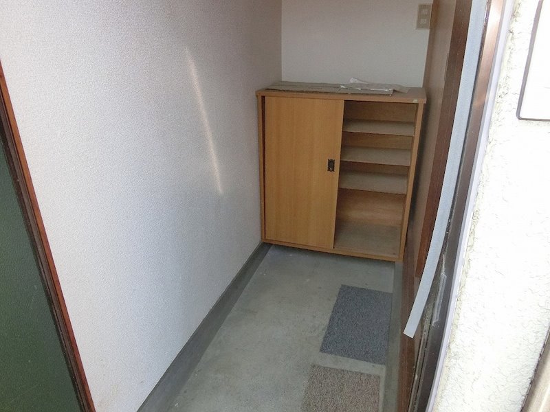 ハイツ群芳園 玄関