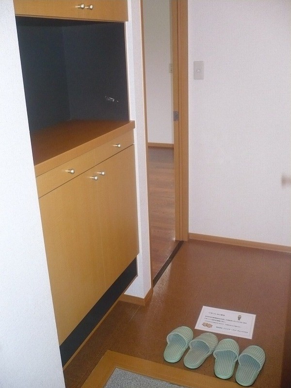 サンシャインA 玄関