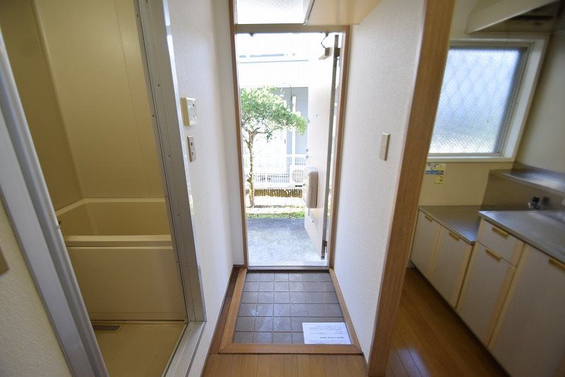 シティハイム鶴巻壱番館 玄関