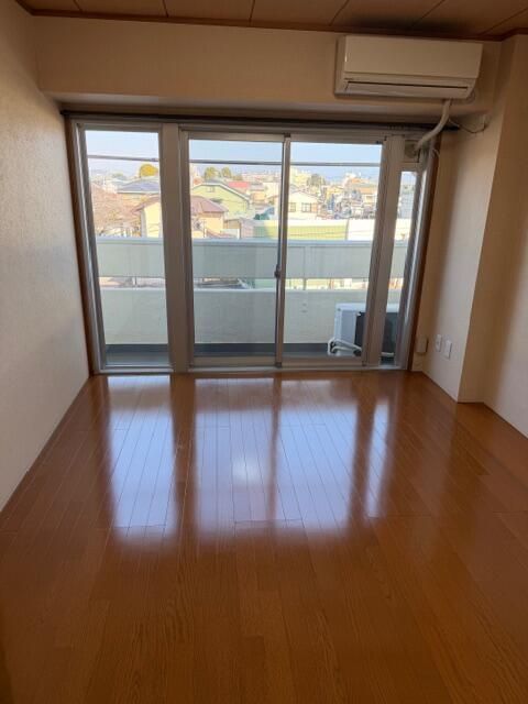 サンハイツ小田原 リビング