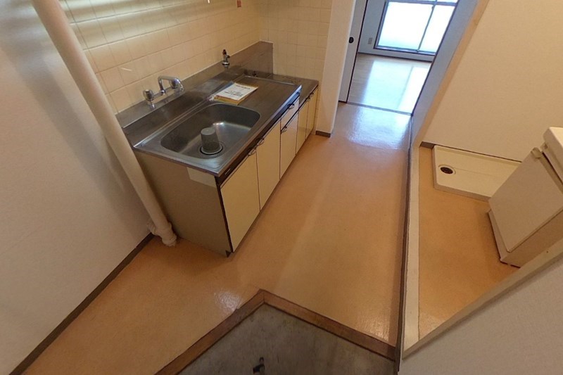 第一アサヒハイツ 玄関