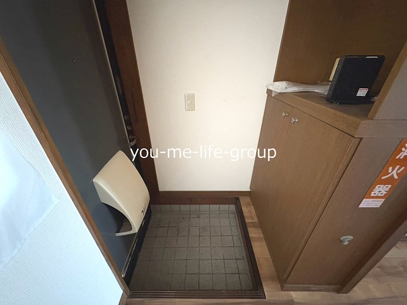 サミットK・H 玄関