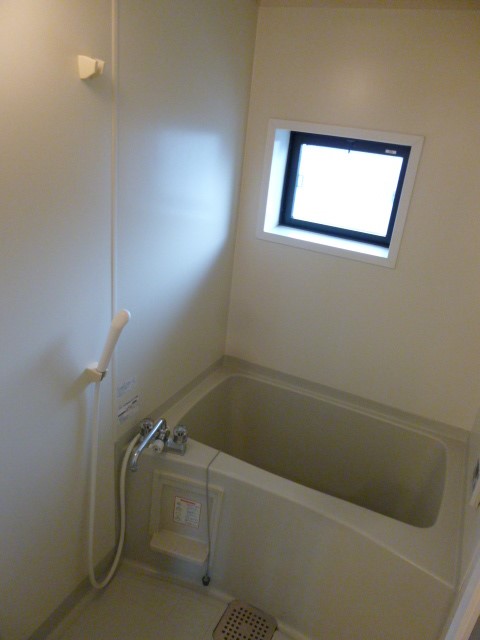 ペルージャ 風呂画像