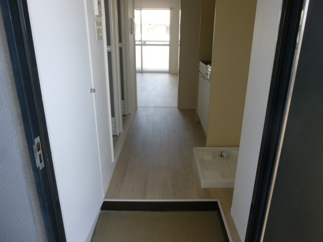 サンビレッジ伊勢原 玄関