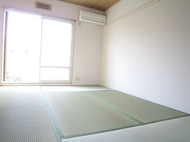 ハイツ　ゆう リビング