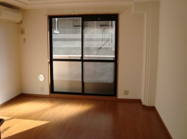 ポスト・マローネ ベッドルーム