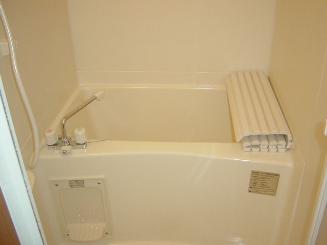 プレサスＳ 風呂画像