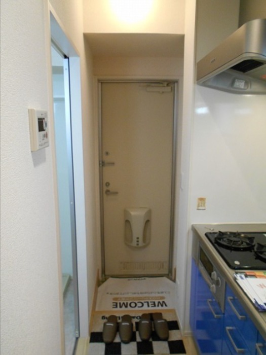 グリーンハウスC 玄関