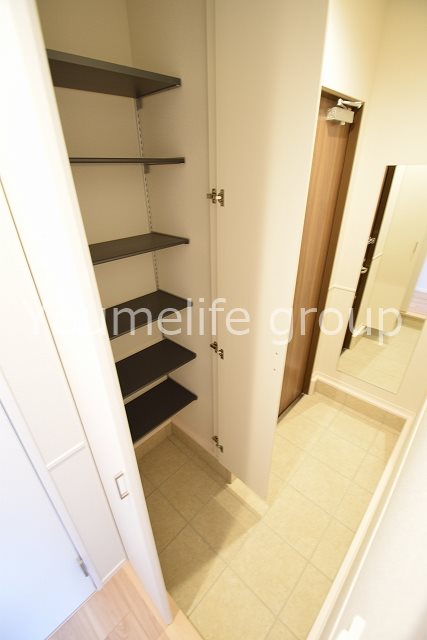 シャルールくげぬま 玄関