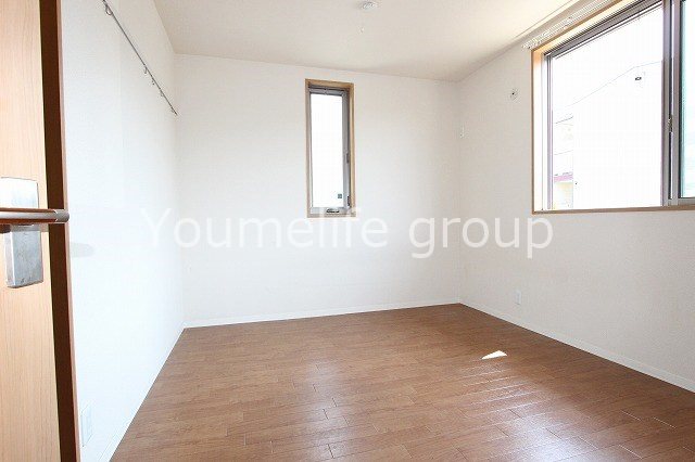 フェリシア ベッドルーム