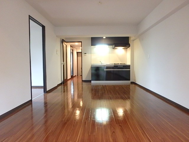 グラビス リビング