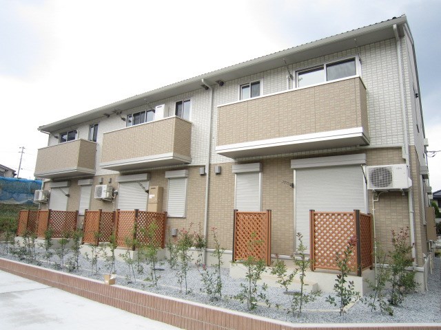 アルバピアザ鶴巻B 202号室 外観