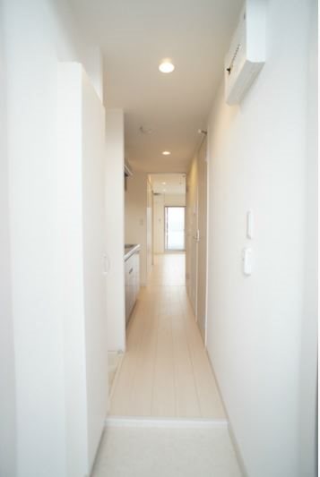 リブリ・ホーリー鎌倉 玄関