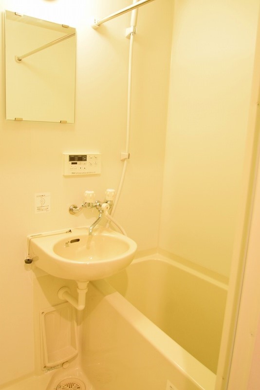 キャピタル逗子 風呂画像