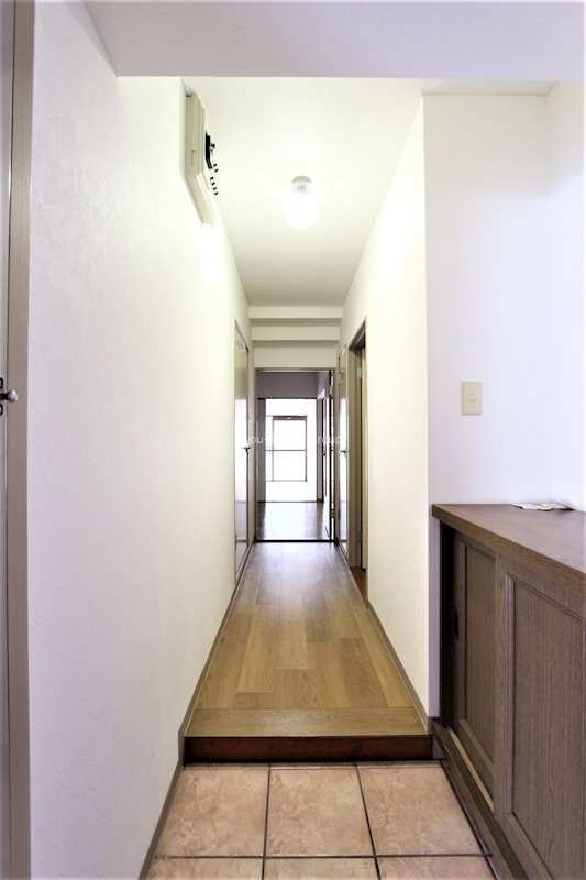 プラザ御殿 玄関