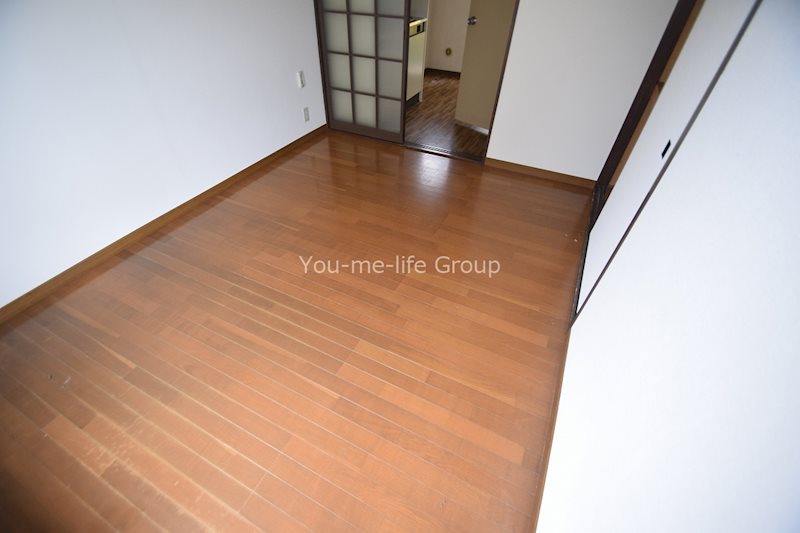 ローズガーデン ベッドルーム