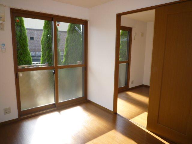 エテルナコートＢ リビング