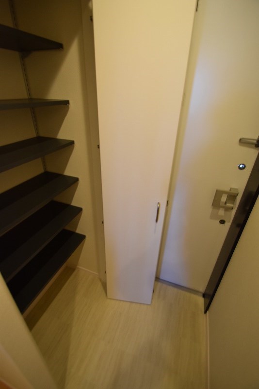 プロッシュ大船 玄関