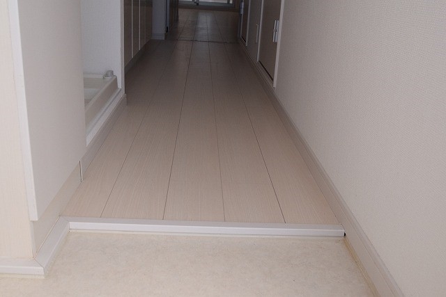 リブリ・Pule 玄関