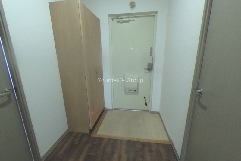 モンティクロ弐番館 玄関