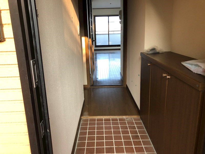 Ｋハイム８番館 玄関