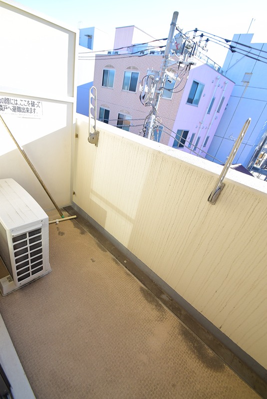 ラヴァージュ小町 ベランダ