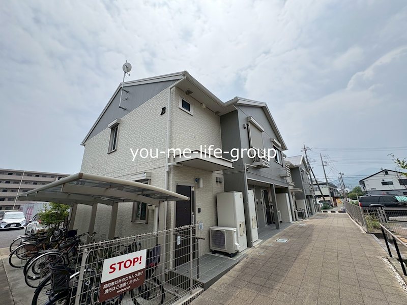 ザ・パーシモン B 201号室 外観