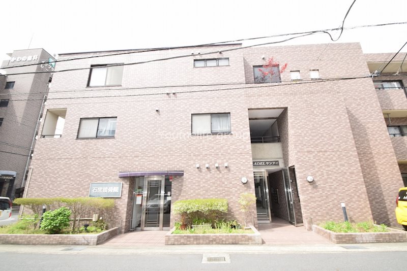 アーデルサンアイ 301号室 外観