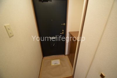 アーデルサンアイ 玄関