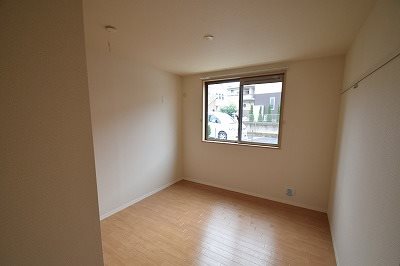 サマンサA ベッドルーム