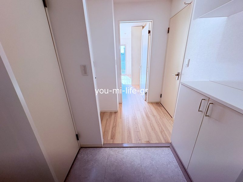 レラ　パセオ 玄関