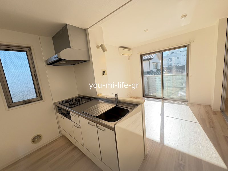 レラ　パセオ キッチン