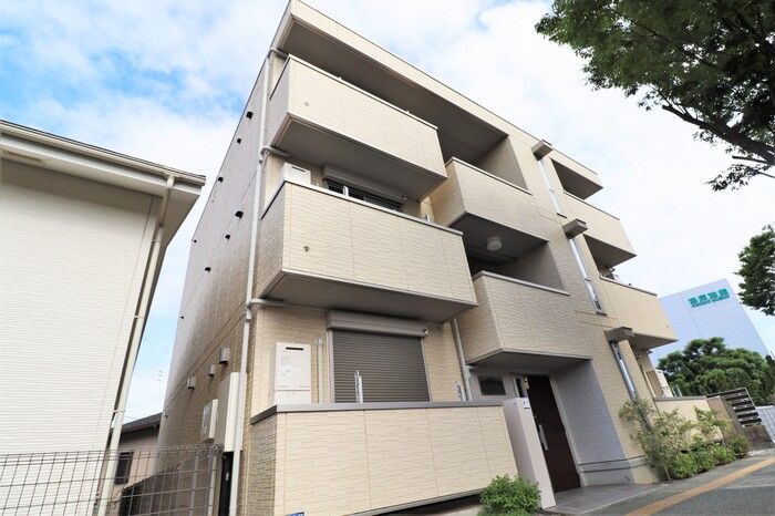 ラ　フェリーチェ湘南 202号室 外観