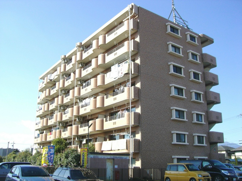 サンジュネス湘南 502号室 外観