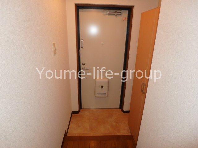 サンジュネス湘南 玄関