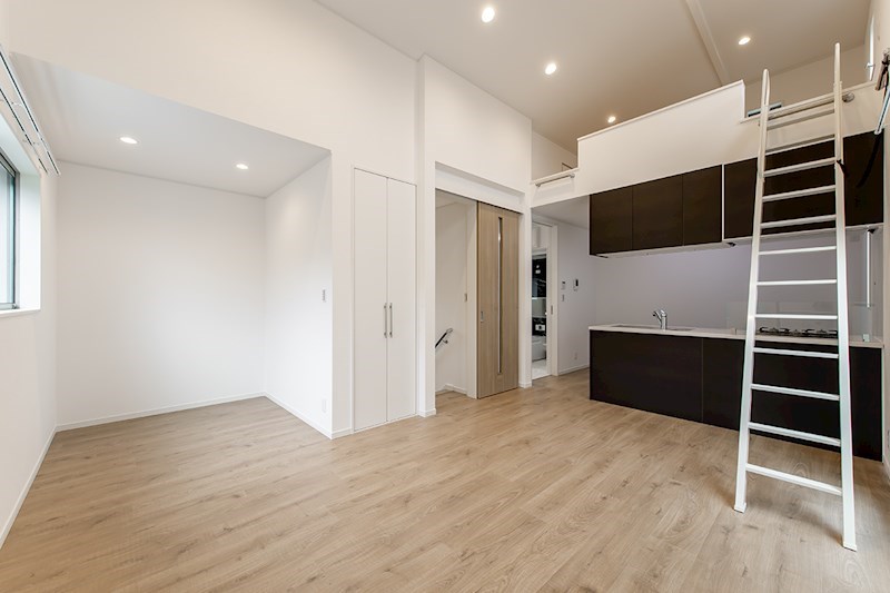 弥勒寺1丁目戸建 リビング