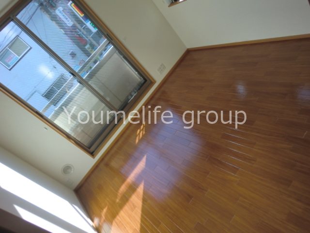 アルベルゴ リビング