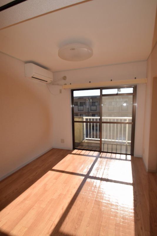 アムス厚木 リビング