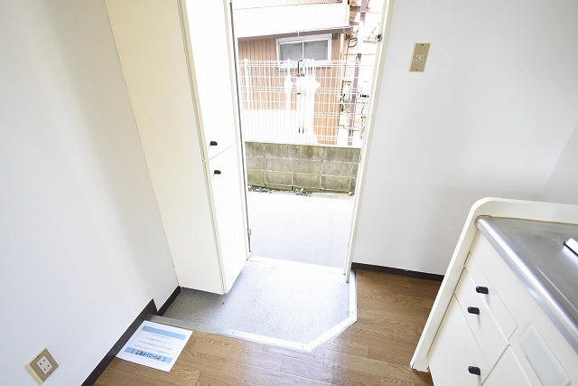 ベルピア伊勢原2 玄関